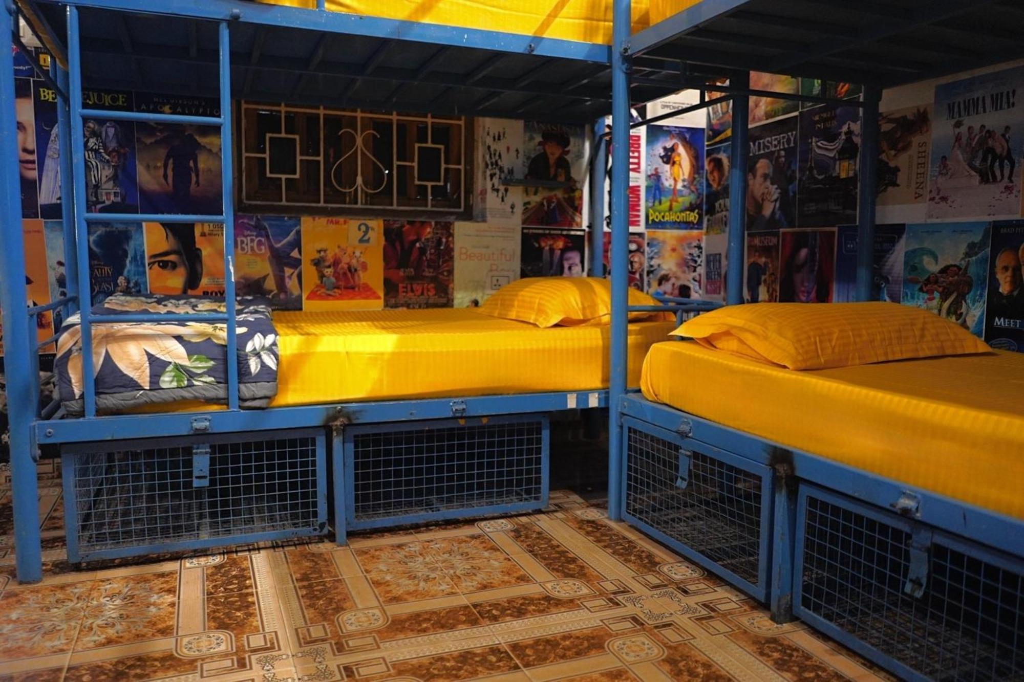 Pappi Chulo Vagator Hostel Bagian luar foto