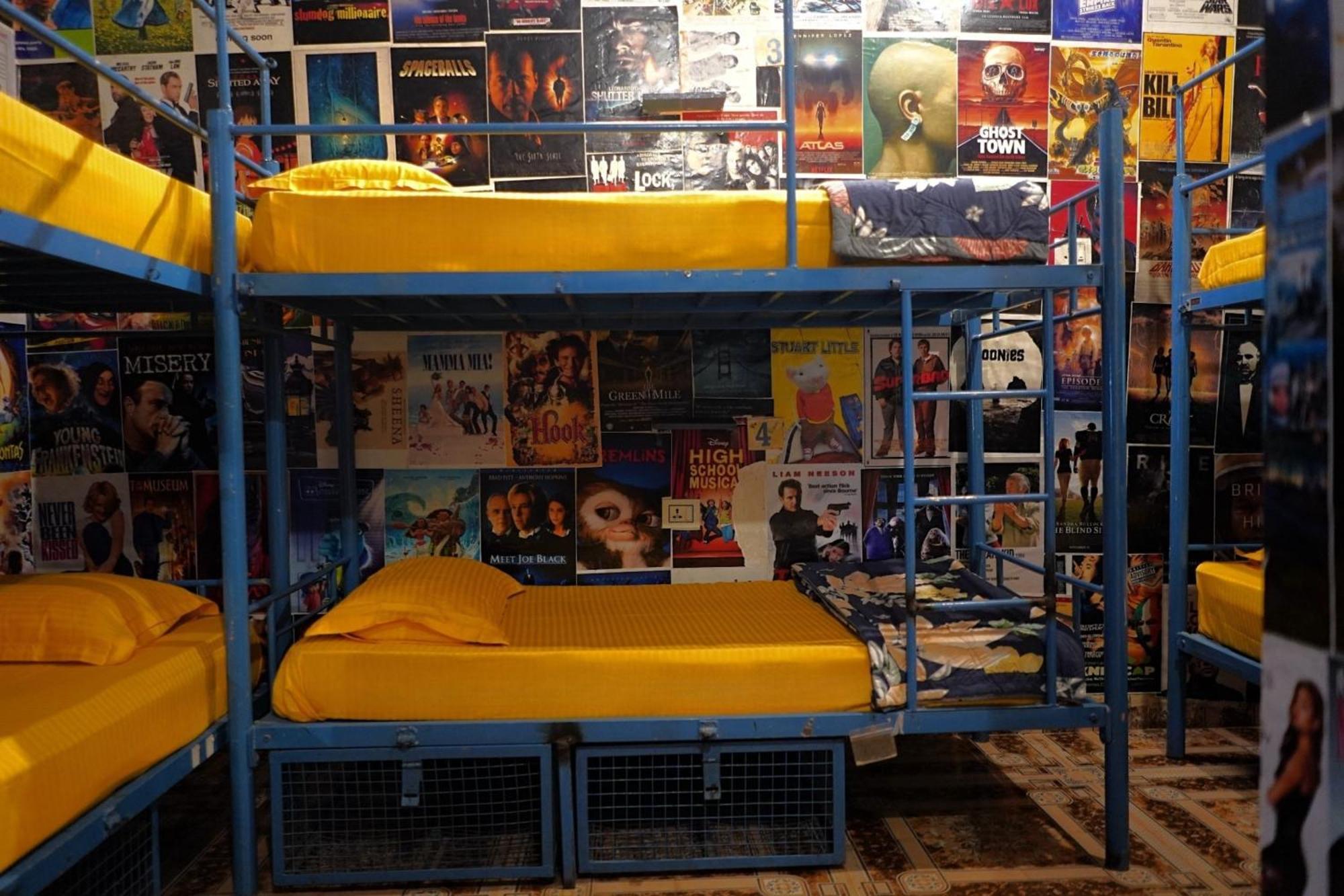 Pappi Chulo Vagator Hostel Bagian luar foto
